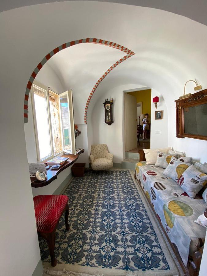 Bacchingham Villa Alessano Bagian luar foto